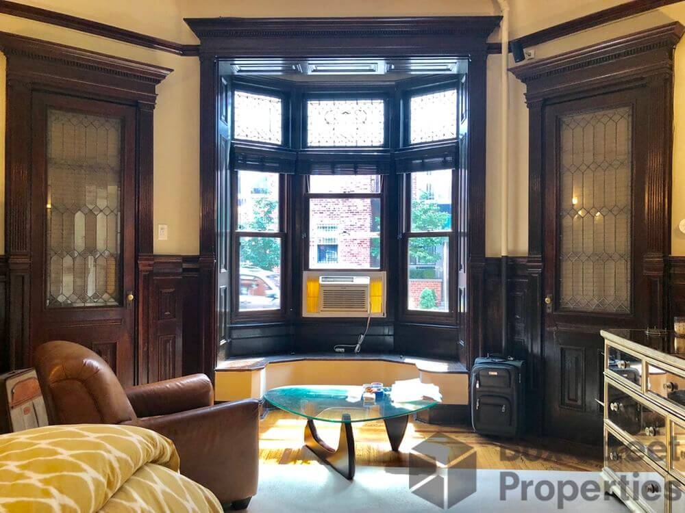 brooklyn-apartments-for-rent-brooklyn-heights-236-henry-street-living
