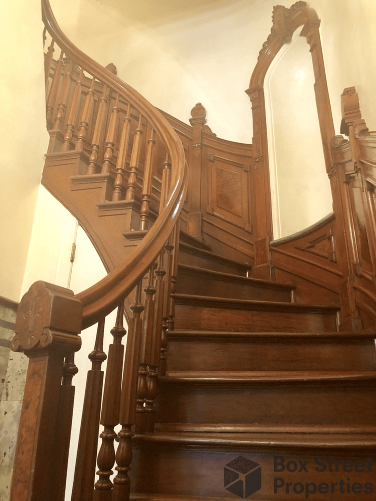 brooklyn-apartments-for-rent-brooklyn-heights-236-henry-street-stair