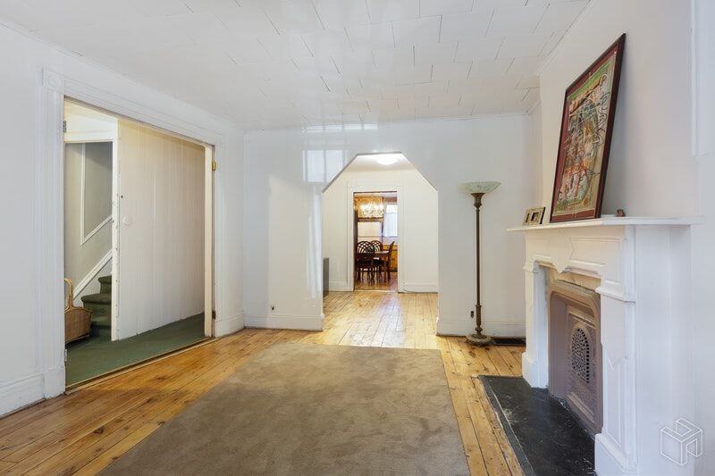brooklyn-homes-for-sale-park-slope-393-2nd-street-parlor-2