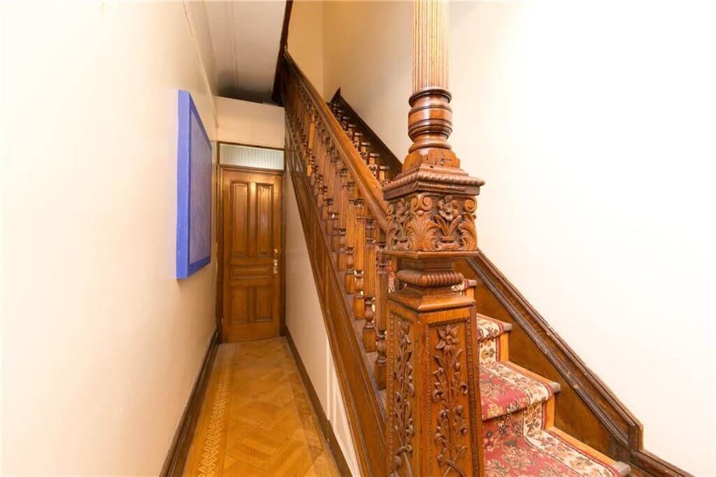 brooklyn-homes-for-sale-crown-heights-1265-bergen-street-stair