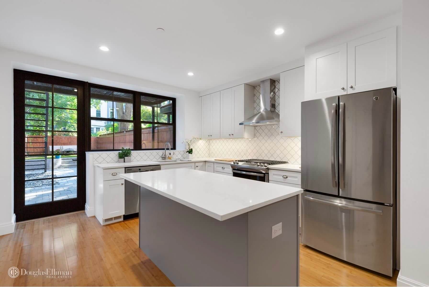 Townhouse-for-sale-in-Brooklyn-Park-Slope-378a-5th-St-04