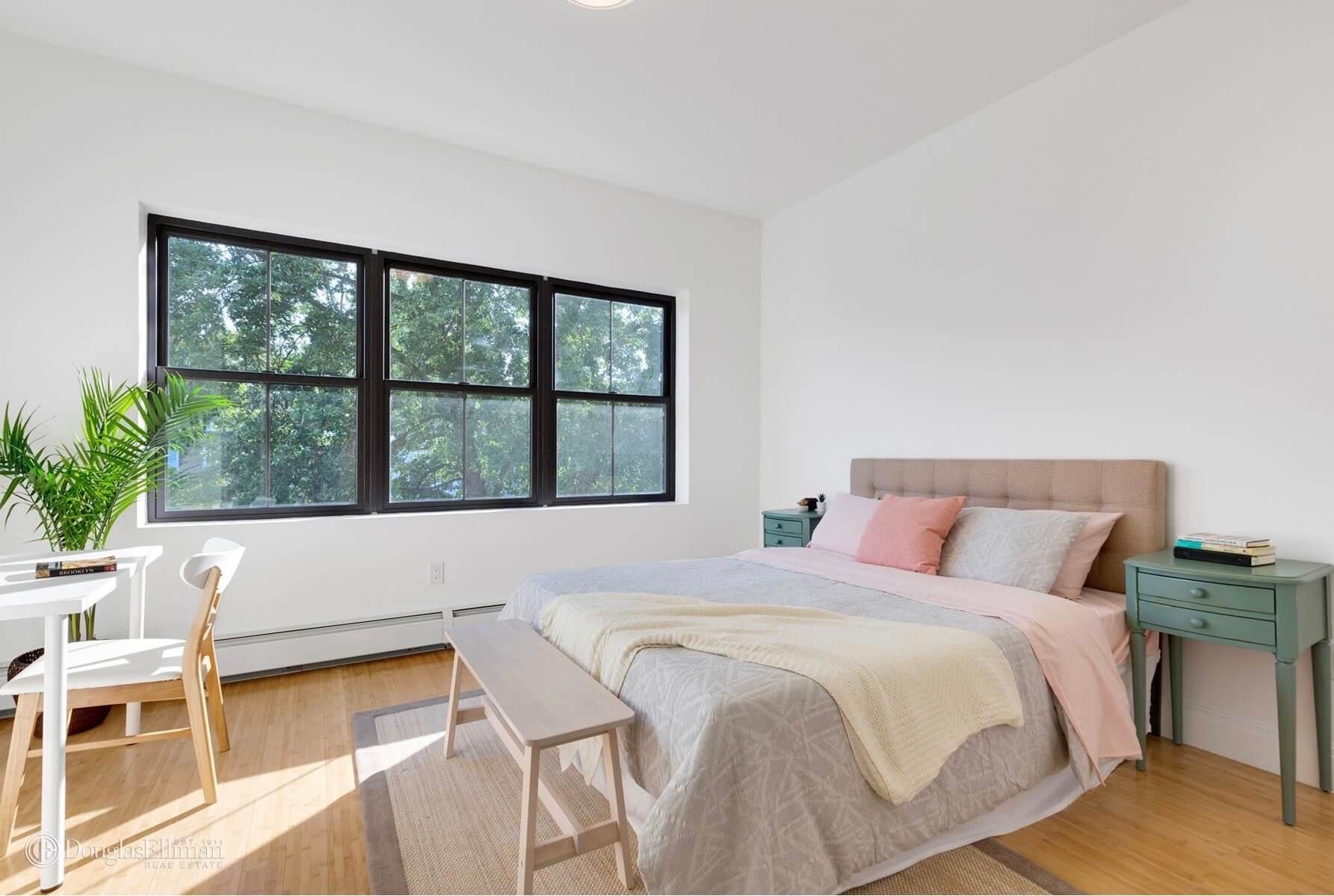 Townhouse-for-sale-in-Brooklyn-Park-Slope-378a-5th-St-13