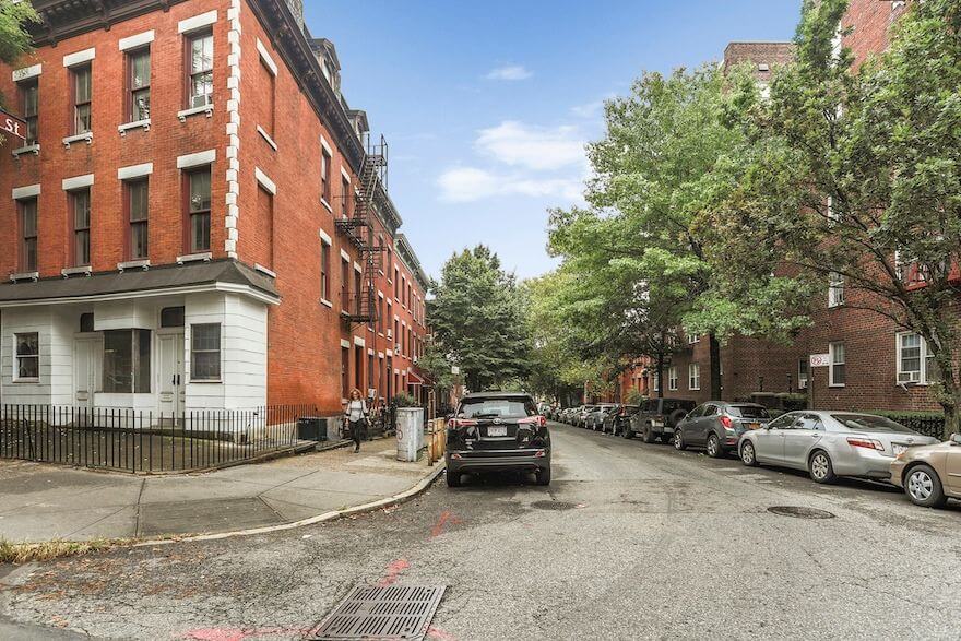 Brooklyn-building-for-sale-in-Greenpoint-1118-Lorimer-St-05