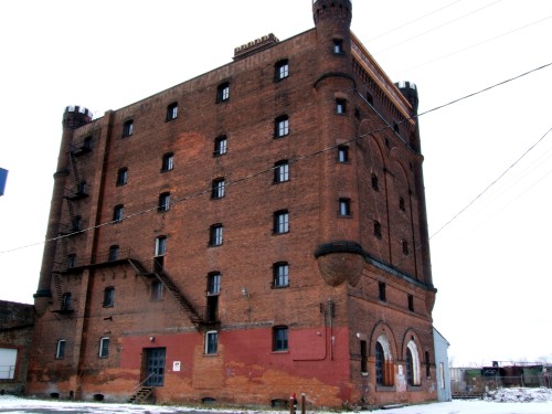 Fortress, back, Jackson St. 1