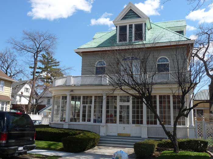 freestanding house with porch