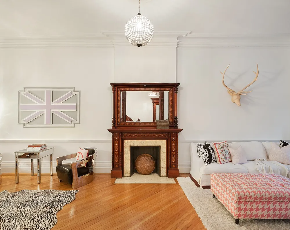 palor with wood mantel