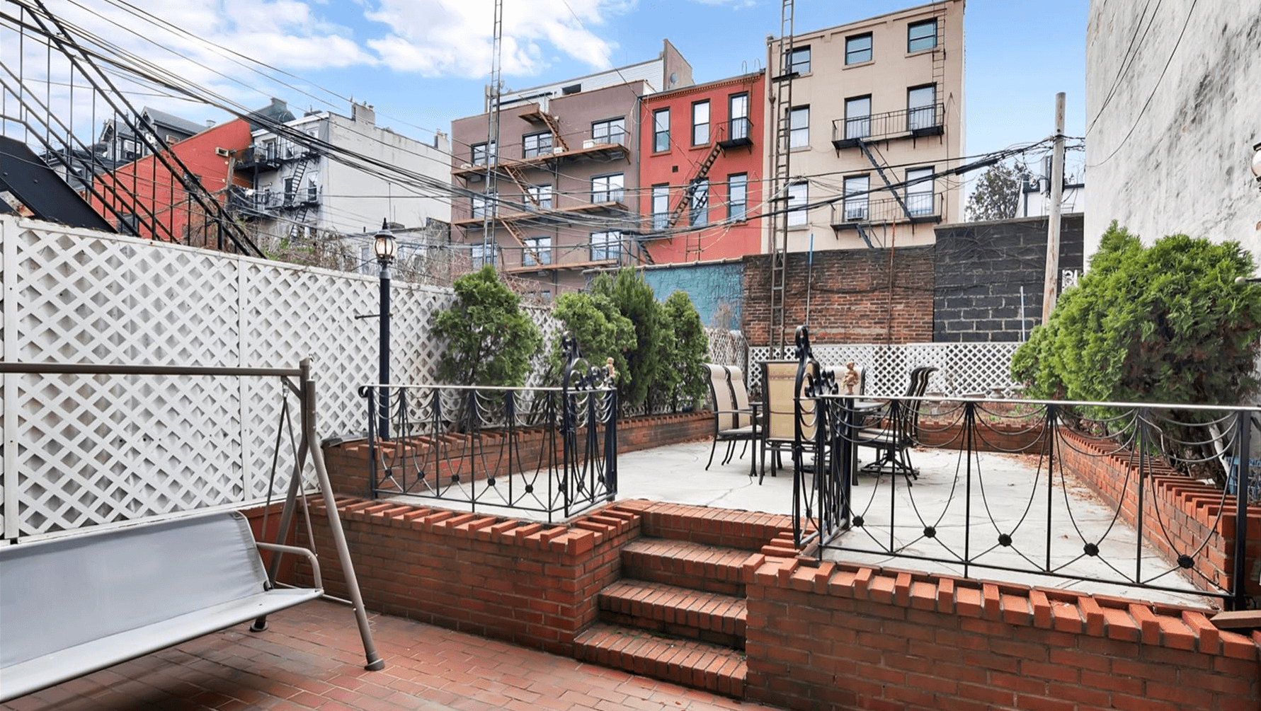 Carroll Gardens townhouse