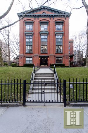 Brooklyn Apartments for Sale in Clinton Hill at 320 Washington Avenue