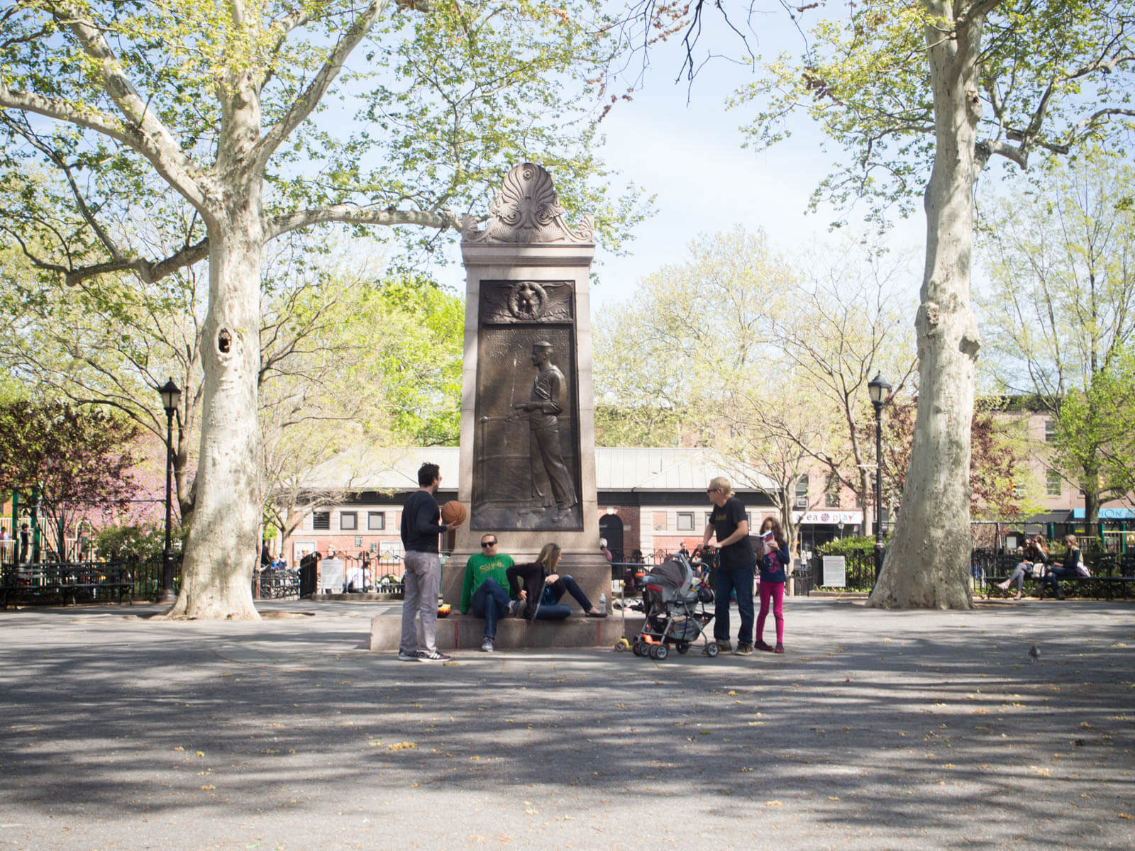 Carroll Gardens Brooklyn Spring 2016