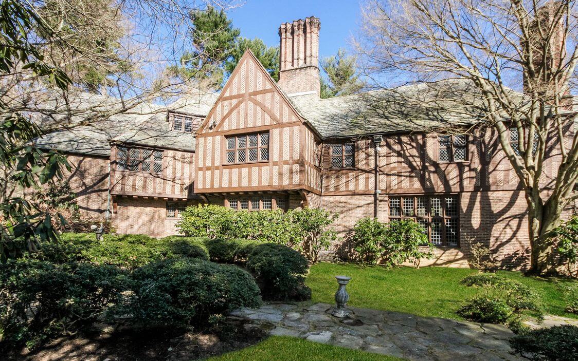 The Peter J Murphy House by Lewis Bowman, 1929.