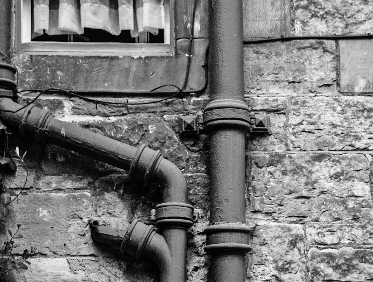 unclogging drain pipe exterior