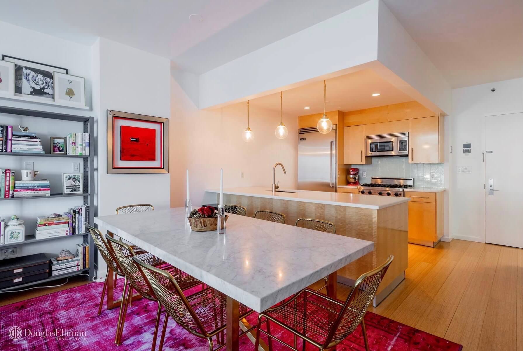 Williamsburg apartment for sale 26 Broadway 301