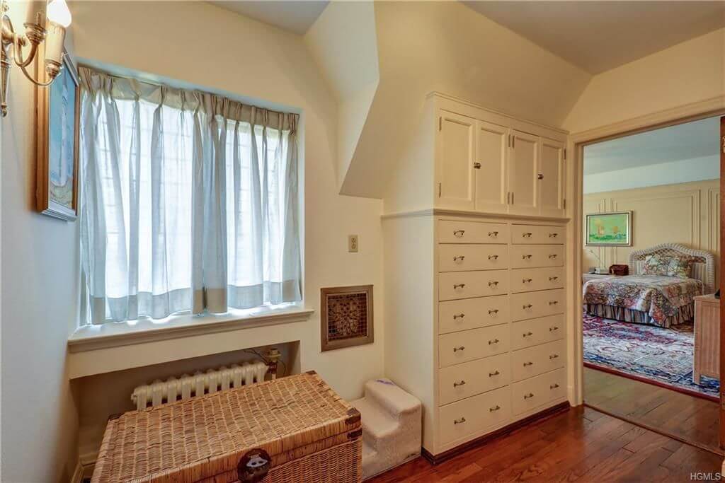 upstate-homes-for-sale-pelham-lewis-bowman-401-monterey-avenue-upstairs-bed-5