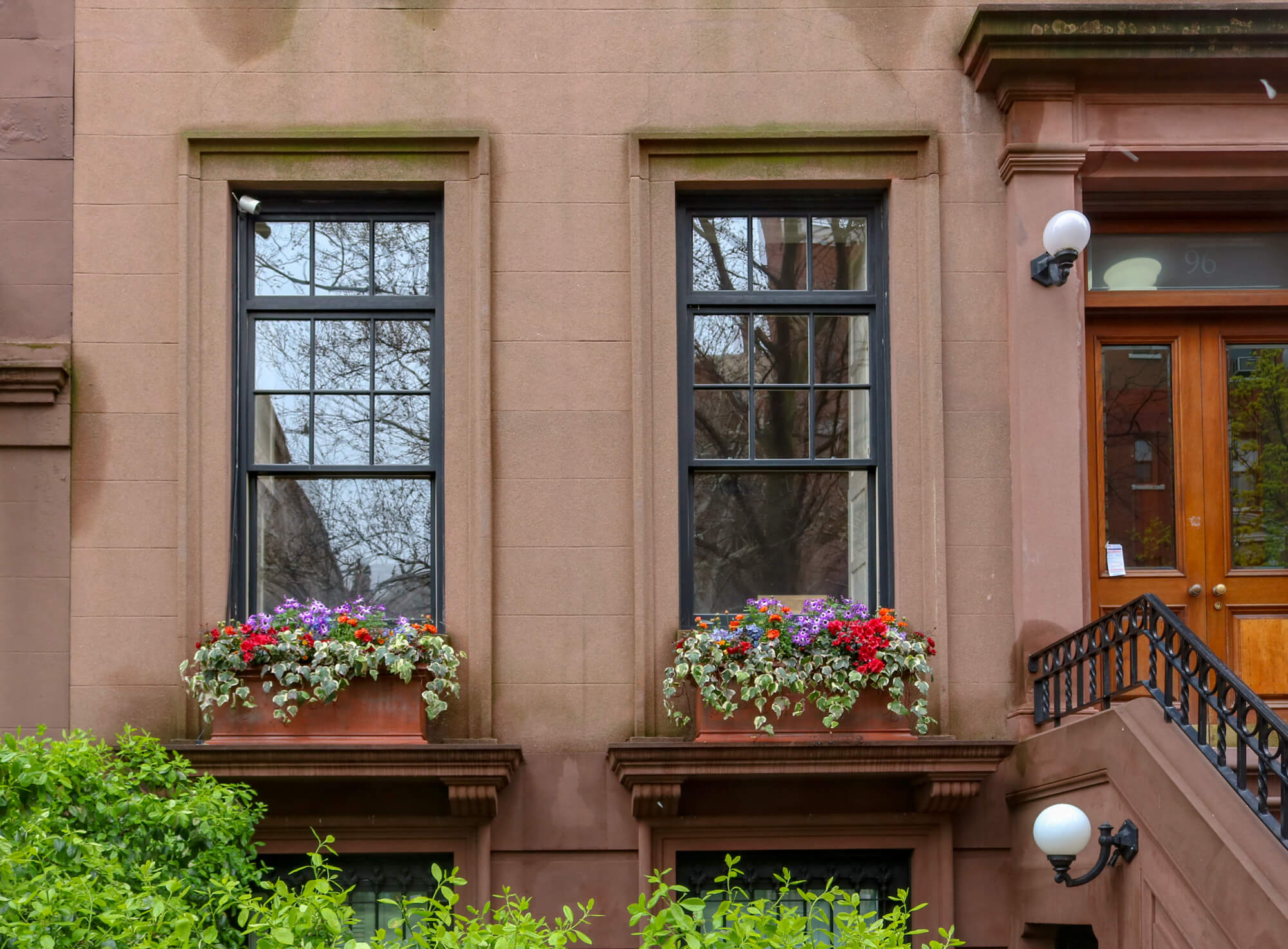 installing window boxes