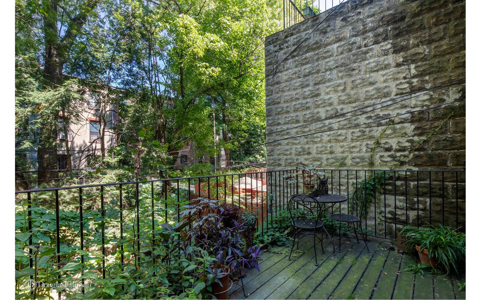 207 president street