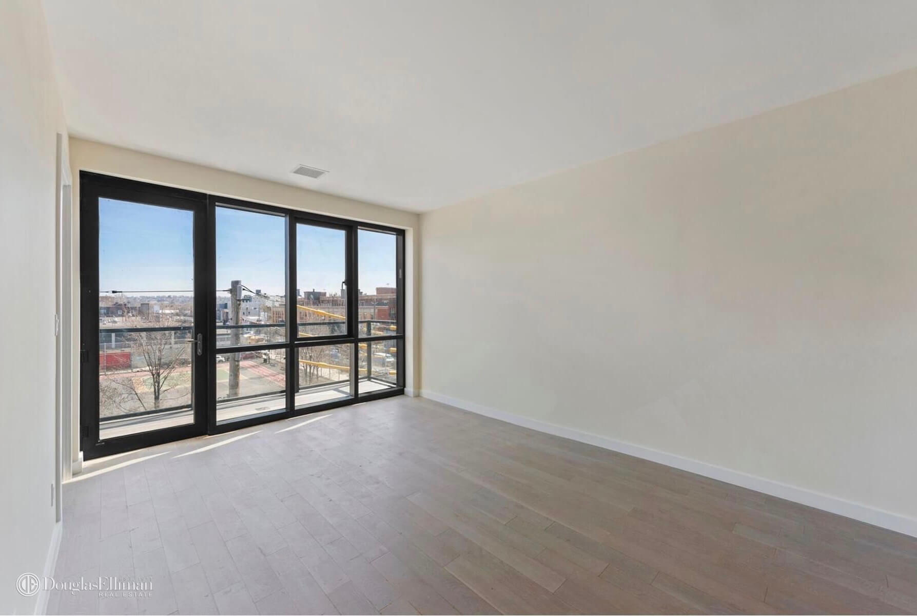 Brooklyn apartment for sale in Red Hook 362 Van Brunt #2