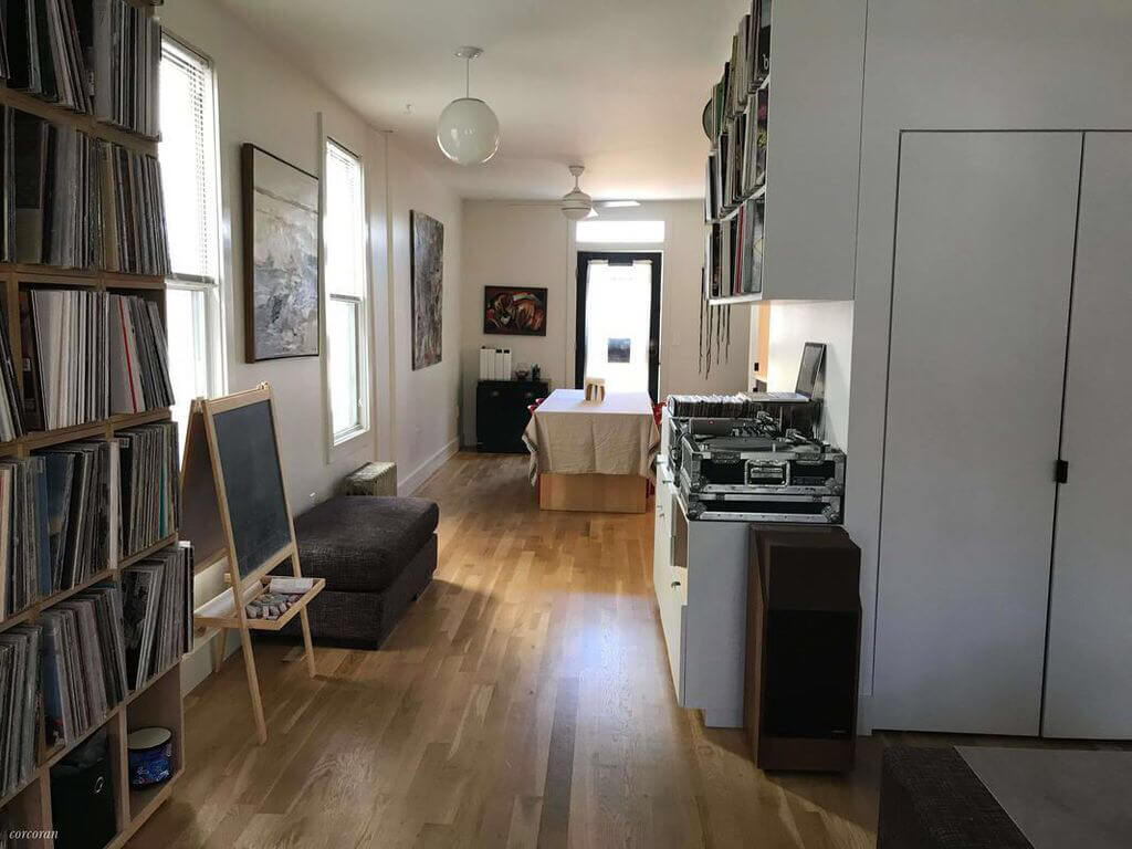 85 lott street