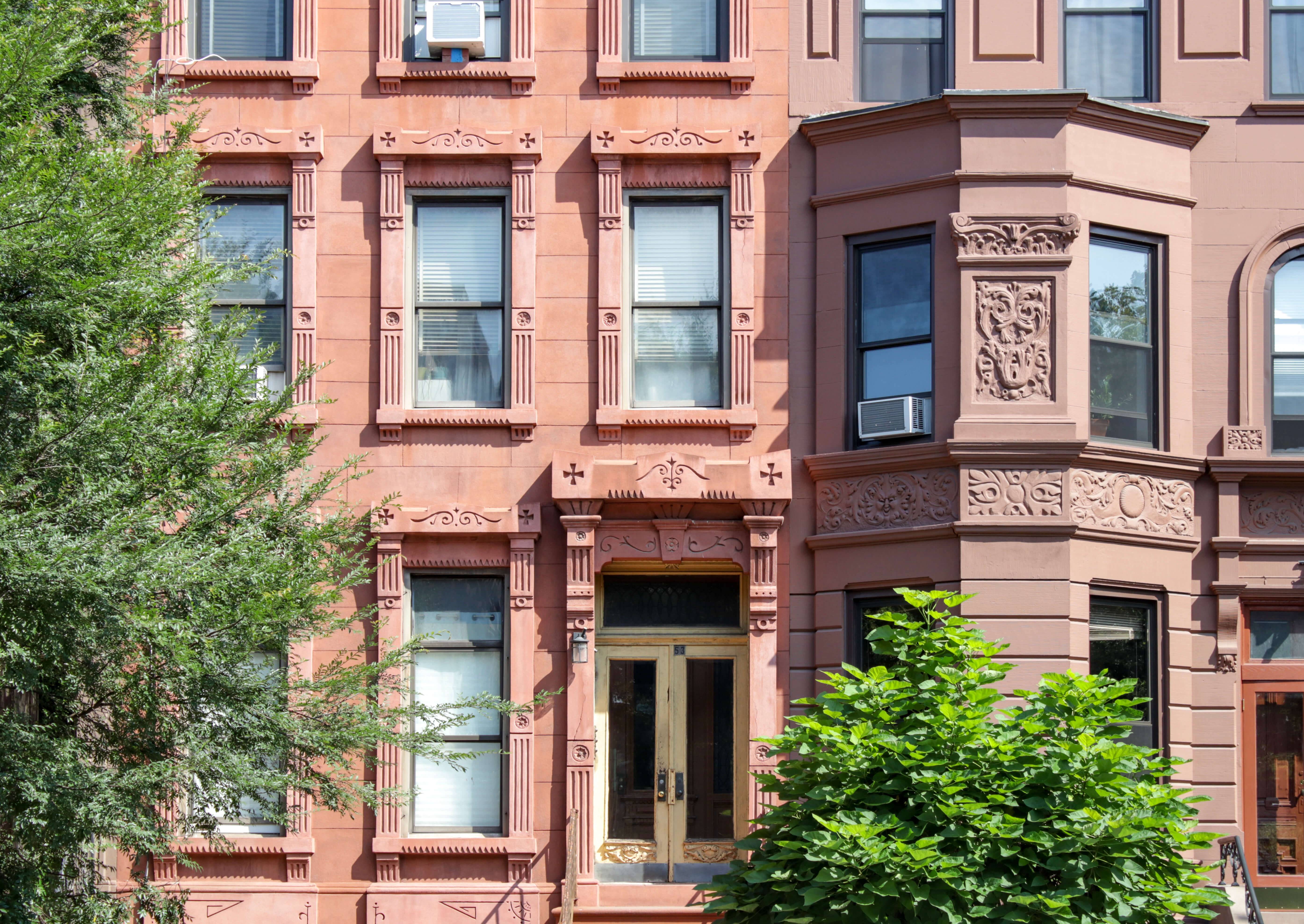 bed stuy stoop halsey street