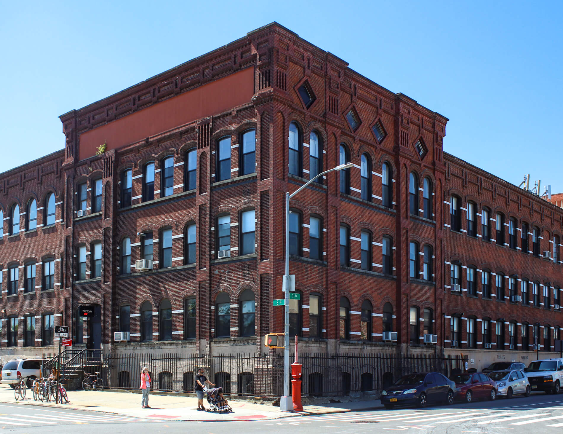 gowanus can factory