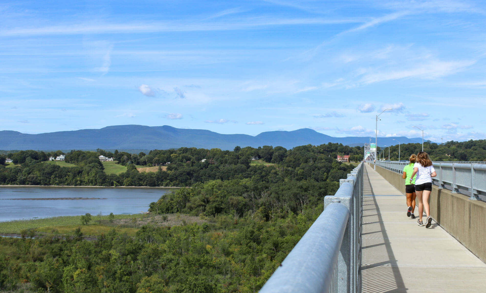 hudson river skywalk