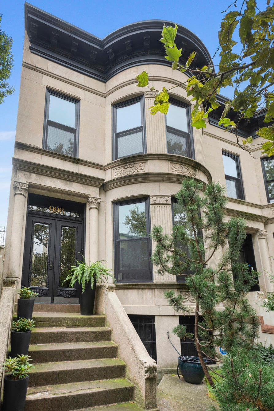 996 saint johns place
