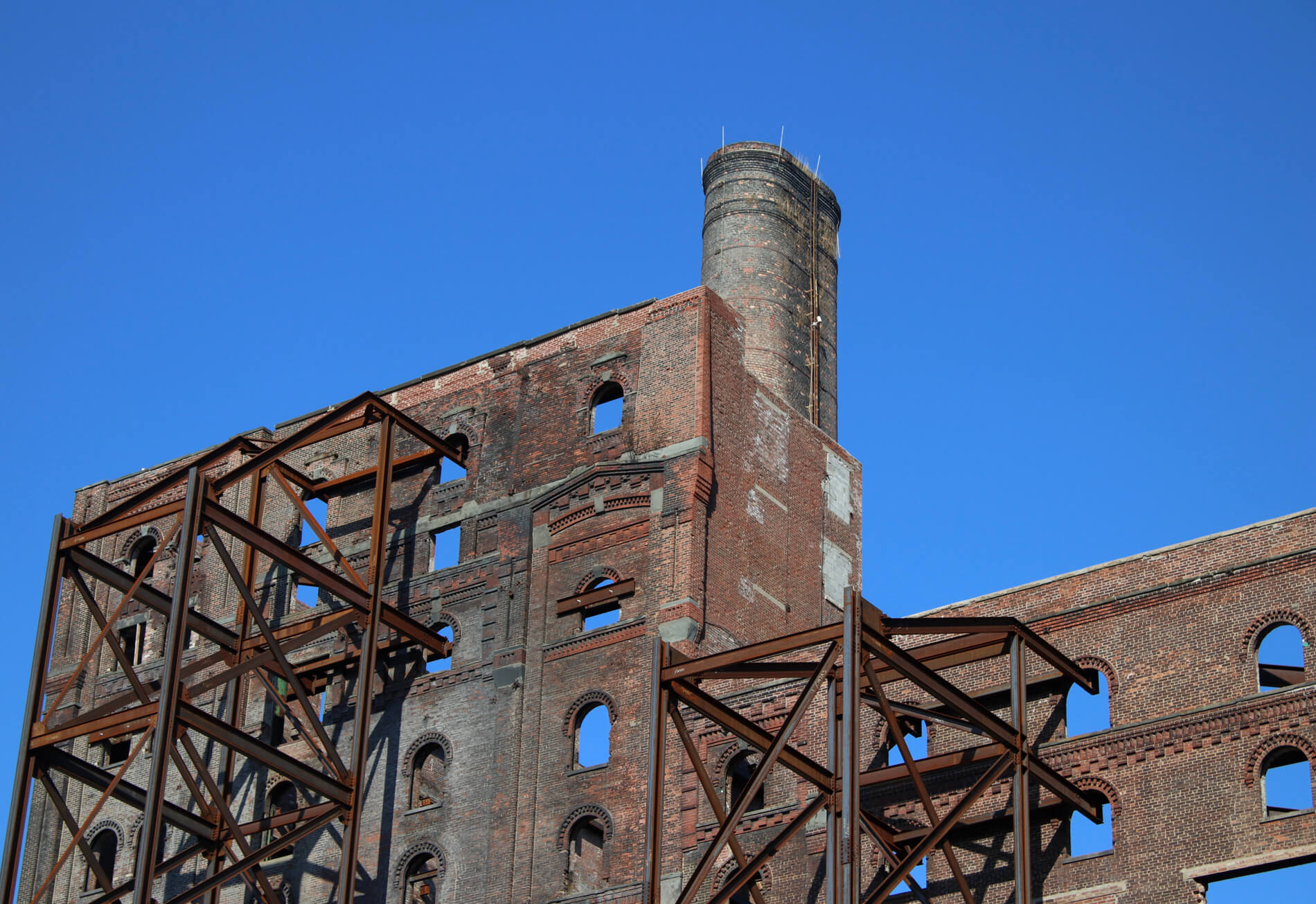 domino refinery