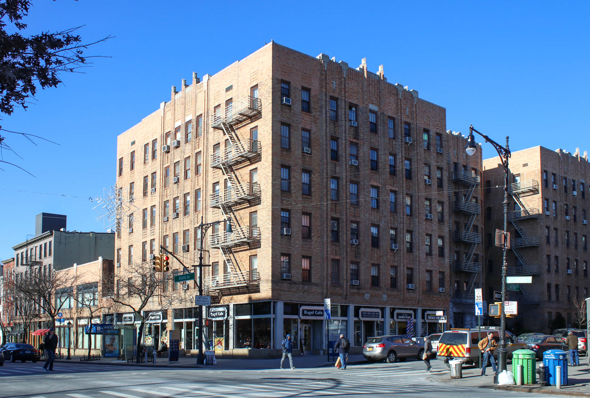 exterior 200 Clinton Street