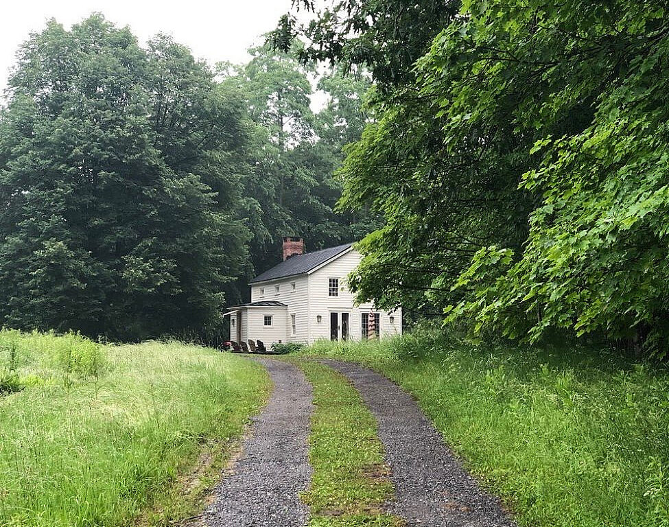 exterior country cottage