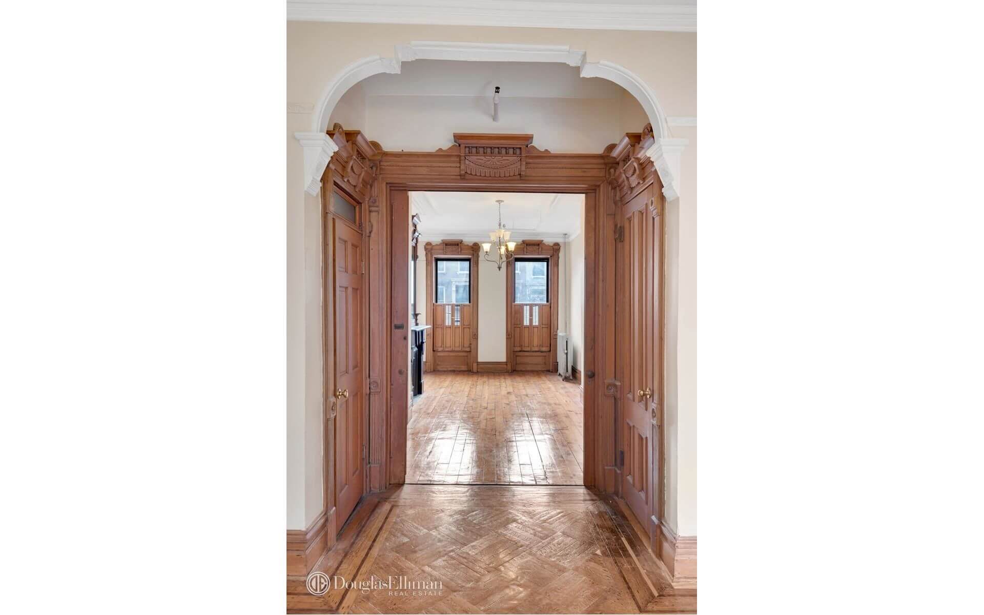 bed stuy interior