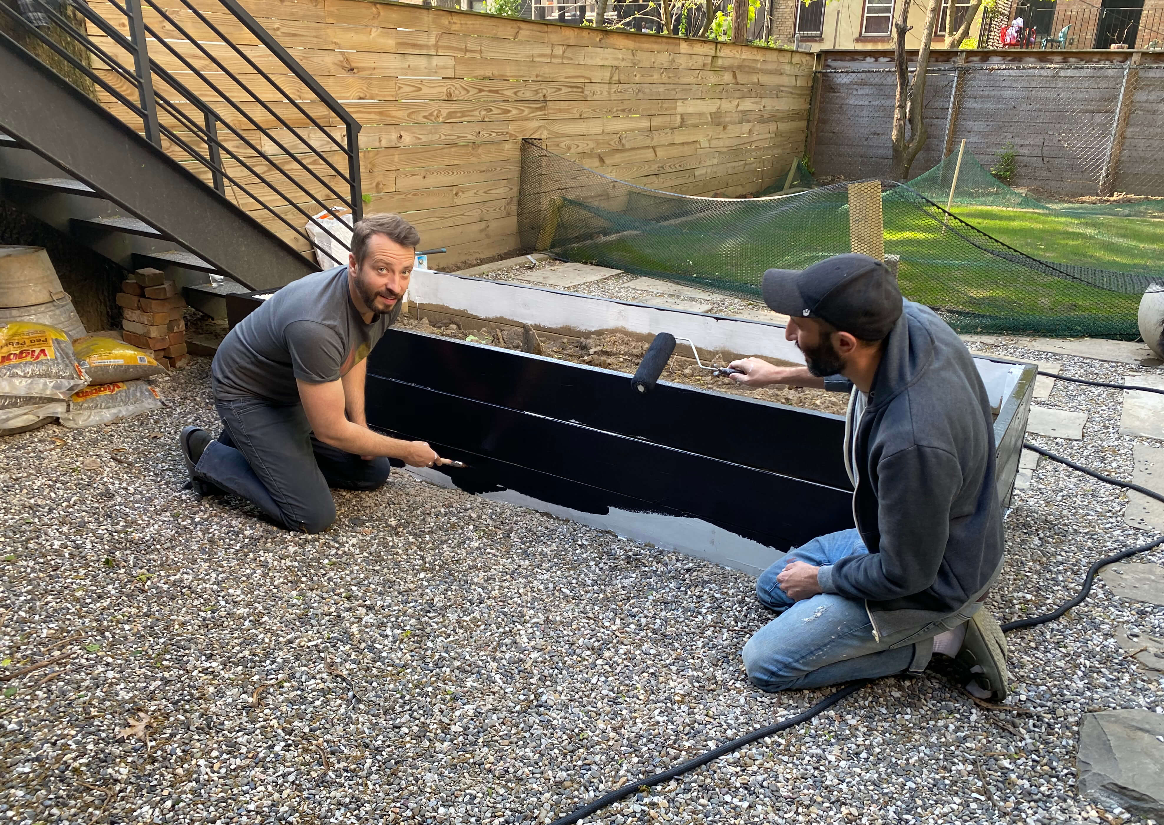 boys raised bed