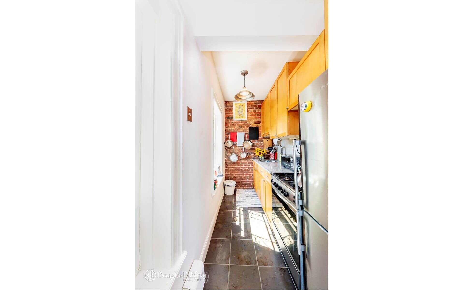 interior carroll gardens apartment