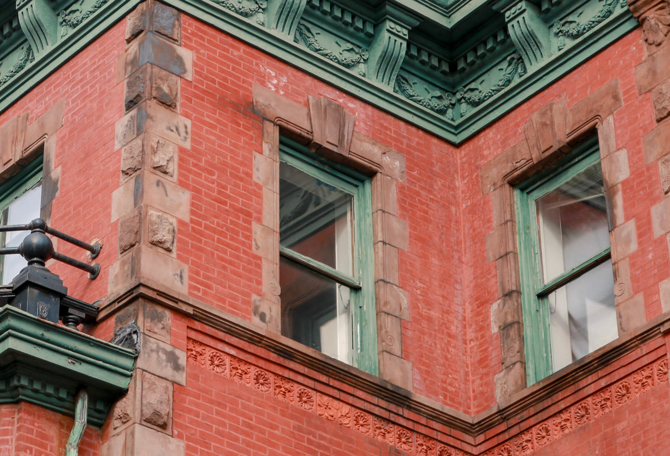 clinton hill brick house