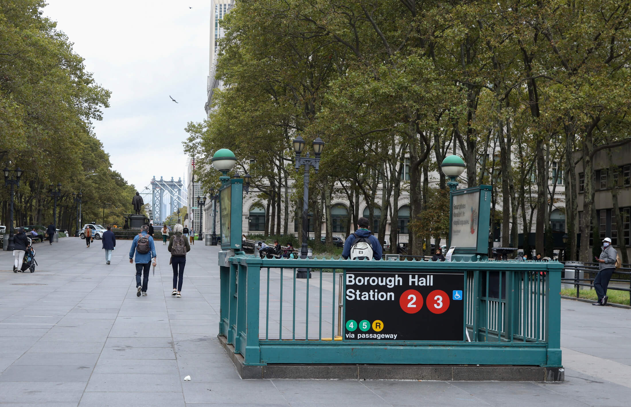 borough hall subway station