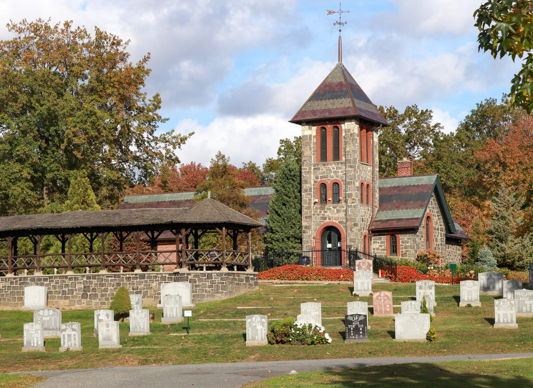 evergreens cemetery