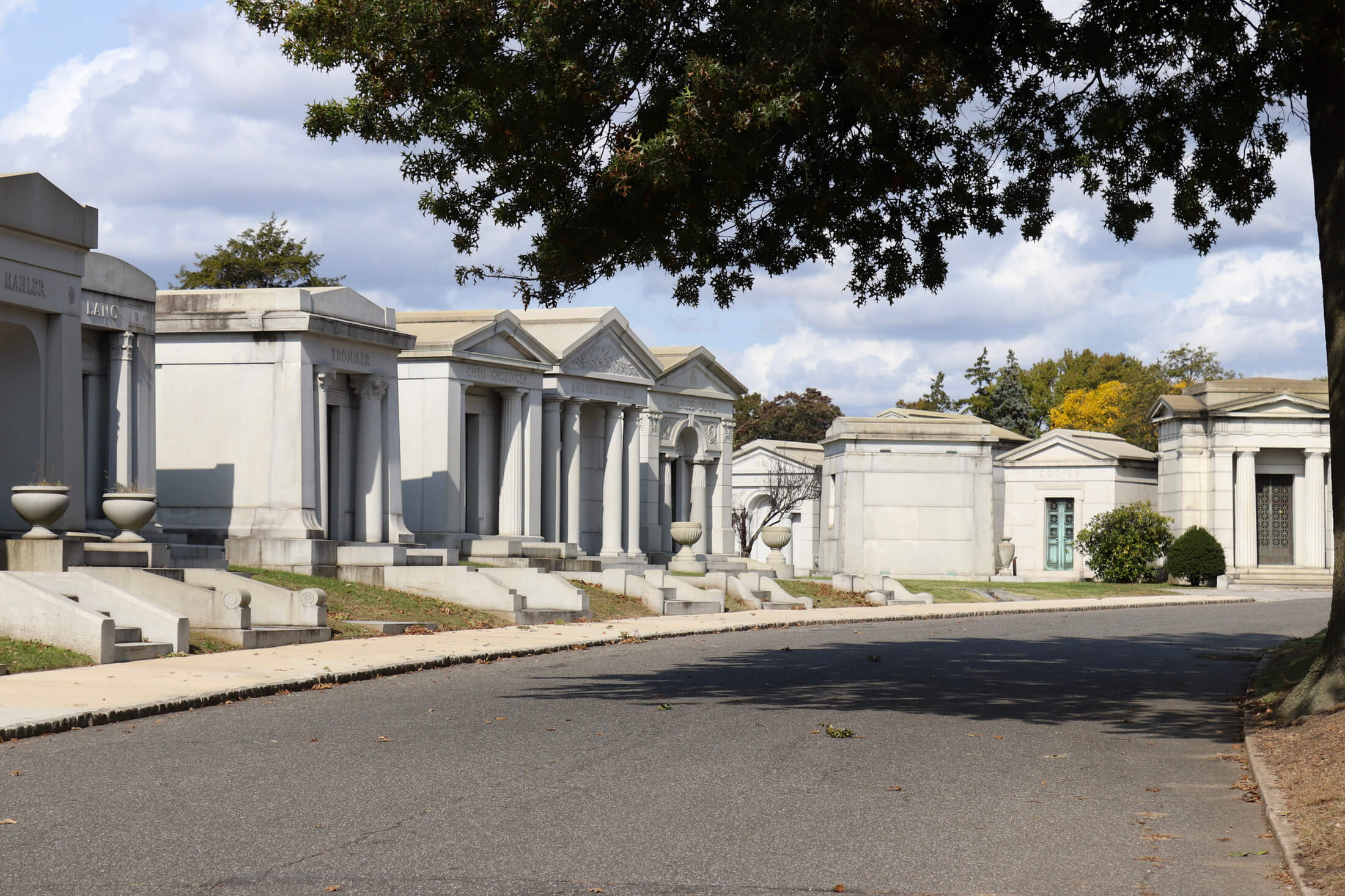 evergreens cemetery