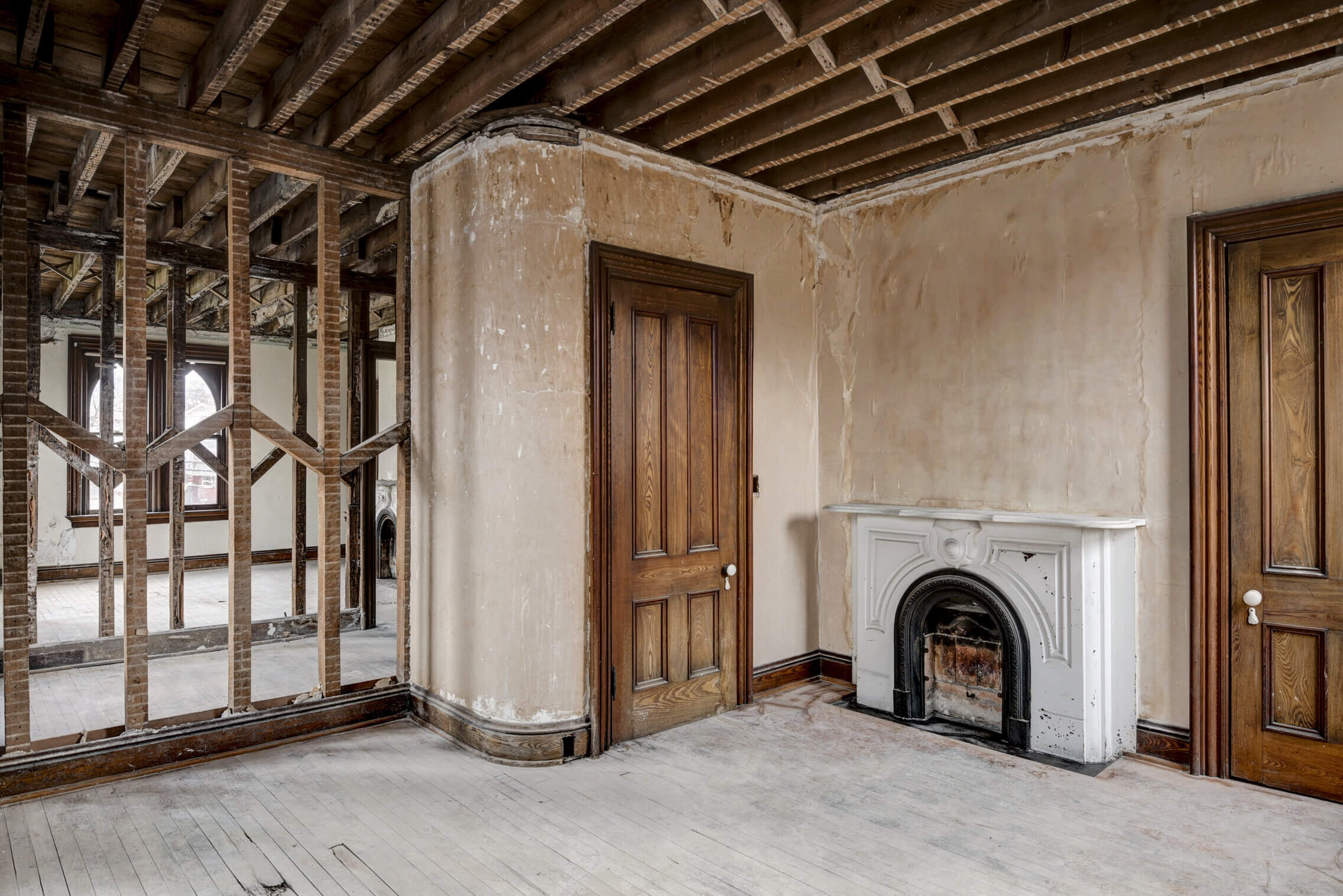 auburn castle interior