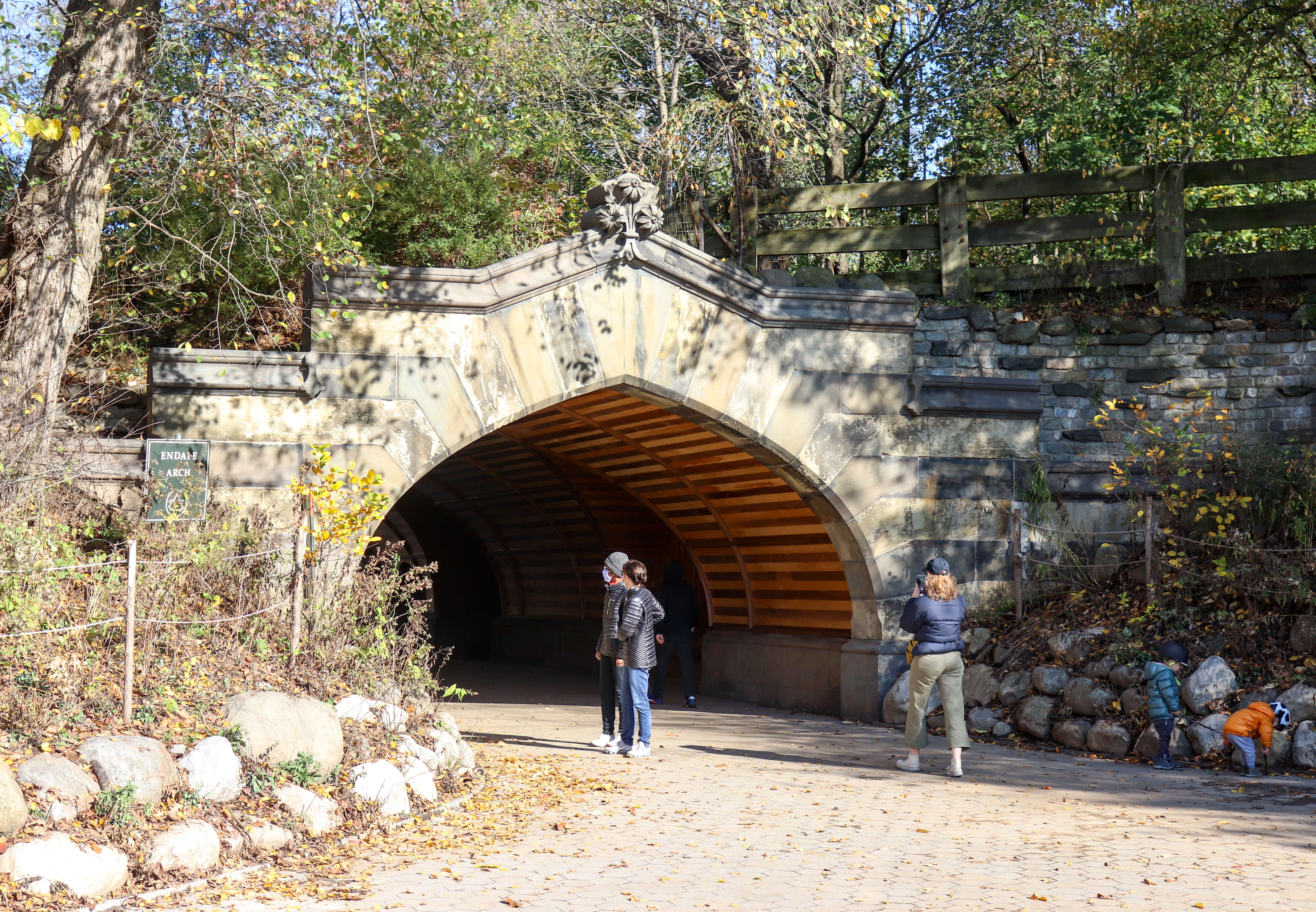 endale arch prospect park