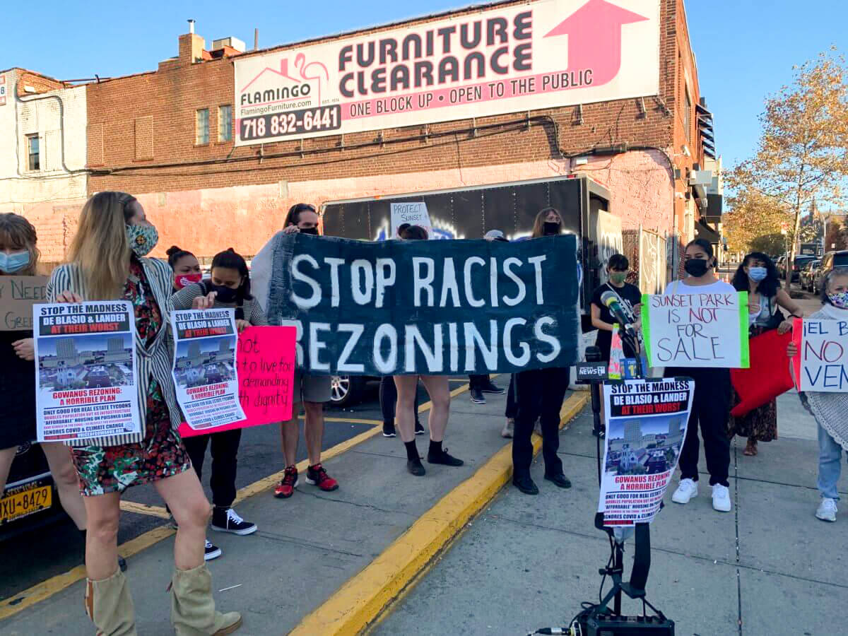 greenwood heights protest outside 737 fourth avenue