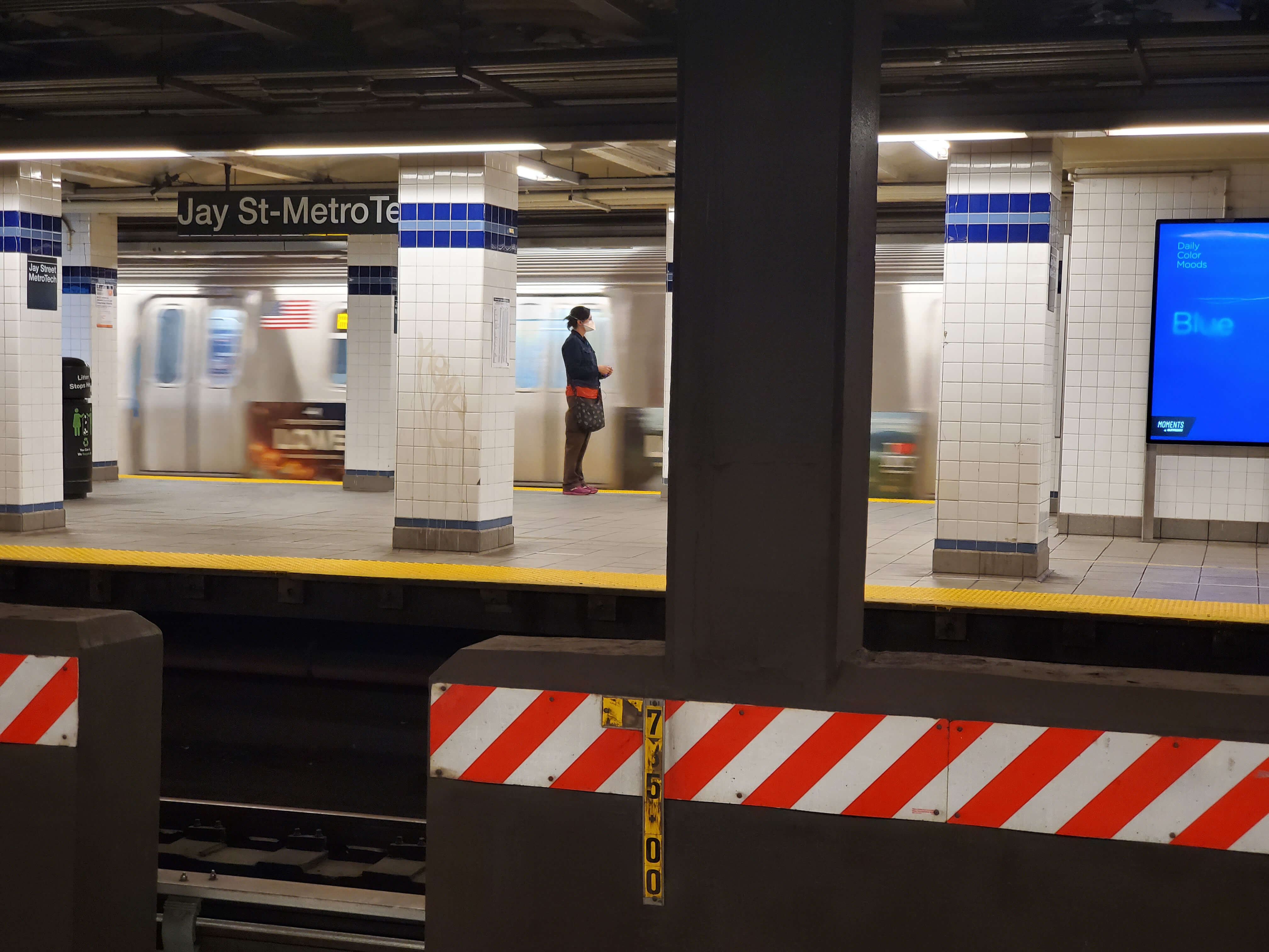 subway platform