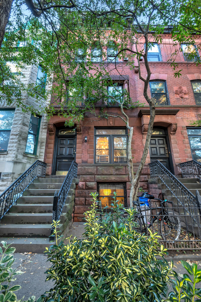 210 st james place brooklyn home for sale