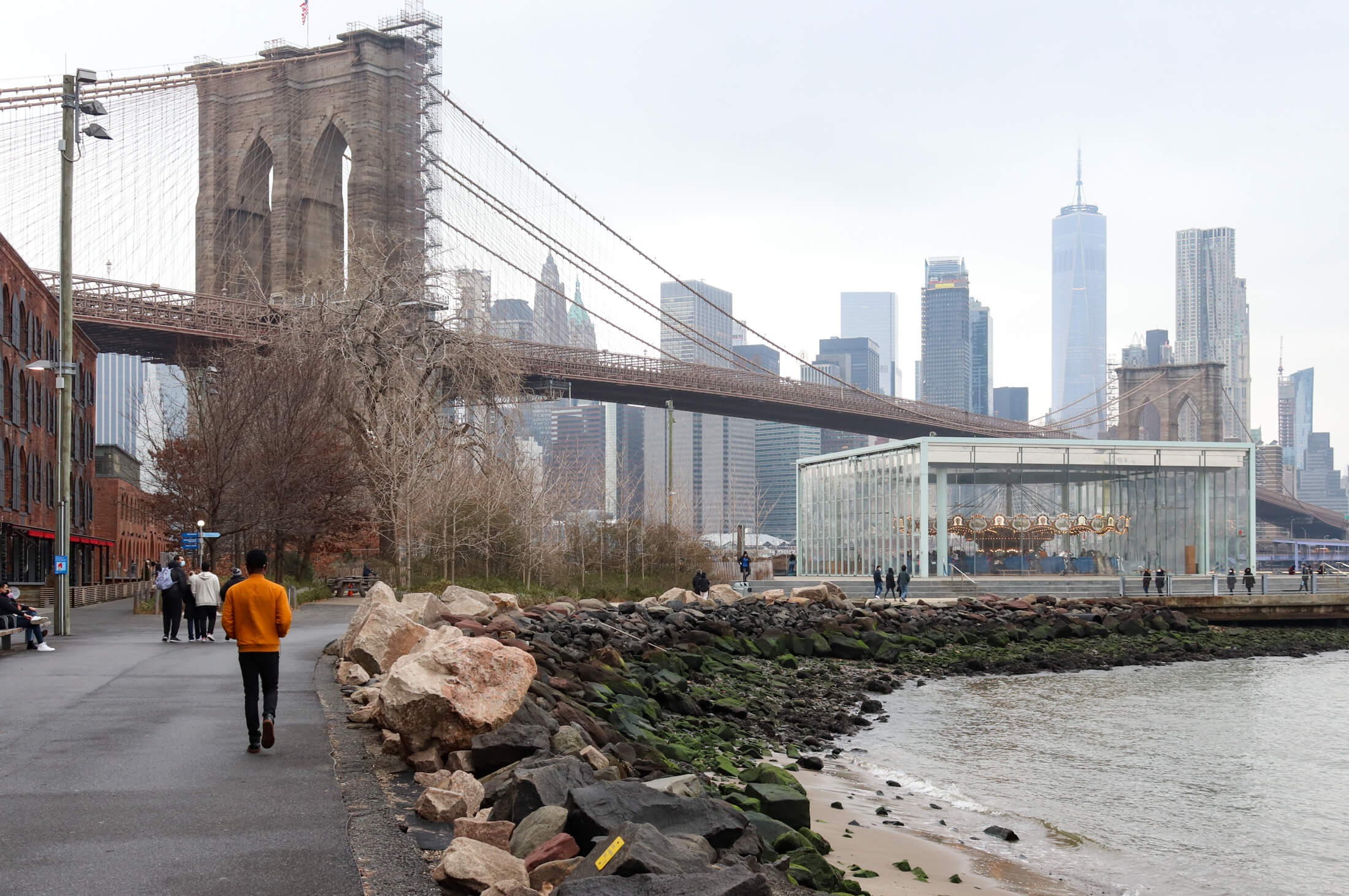 dumbo brooklyn bridge