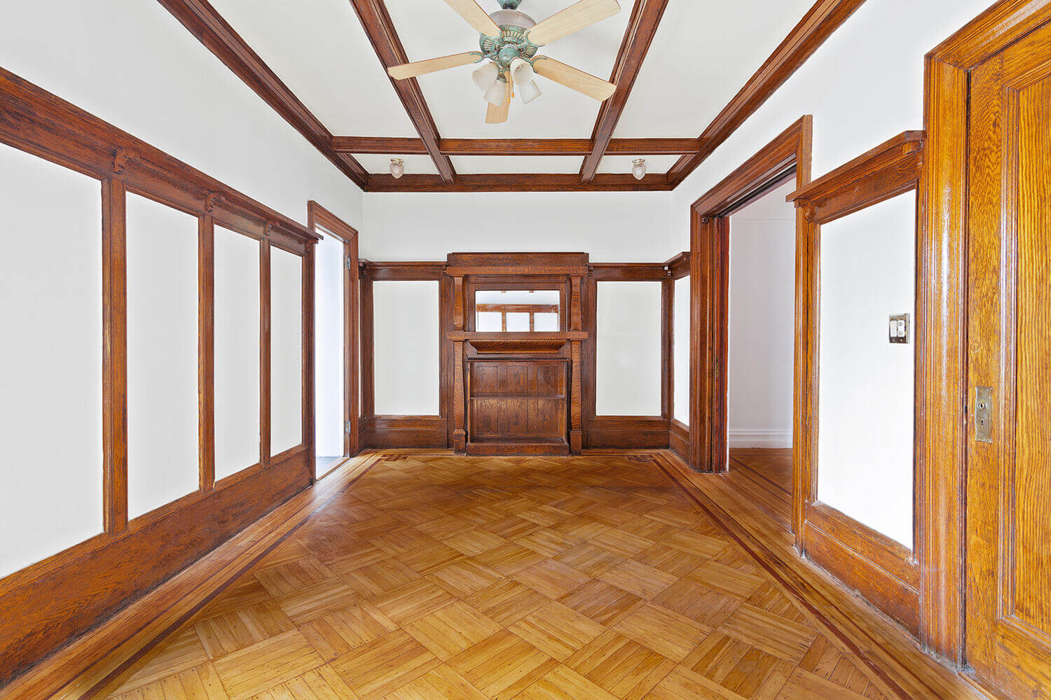 interior of 412 Stuyvesant avenue bed stuy brooklyn