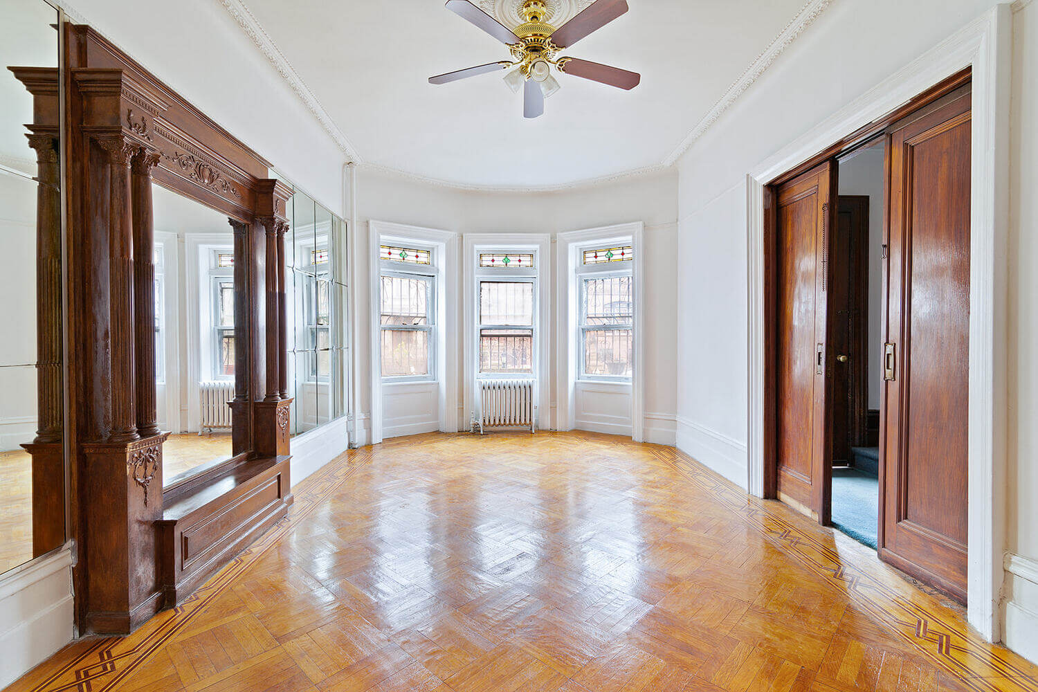 interior of 412 Stuyvesant avenue bed stuy brooklyn