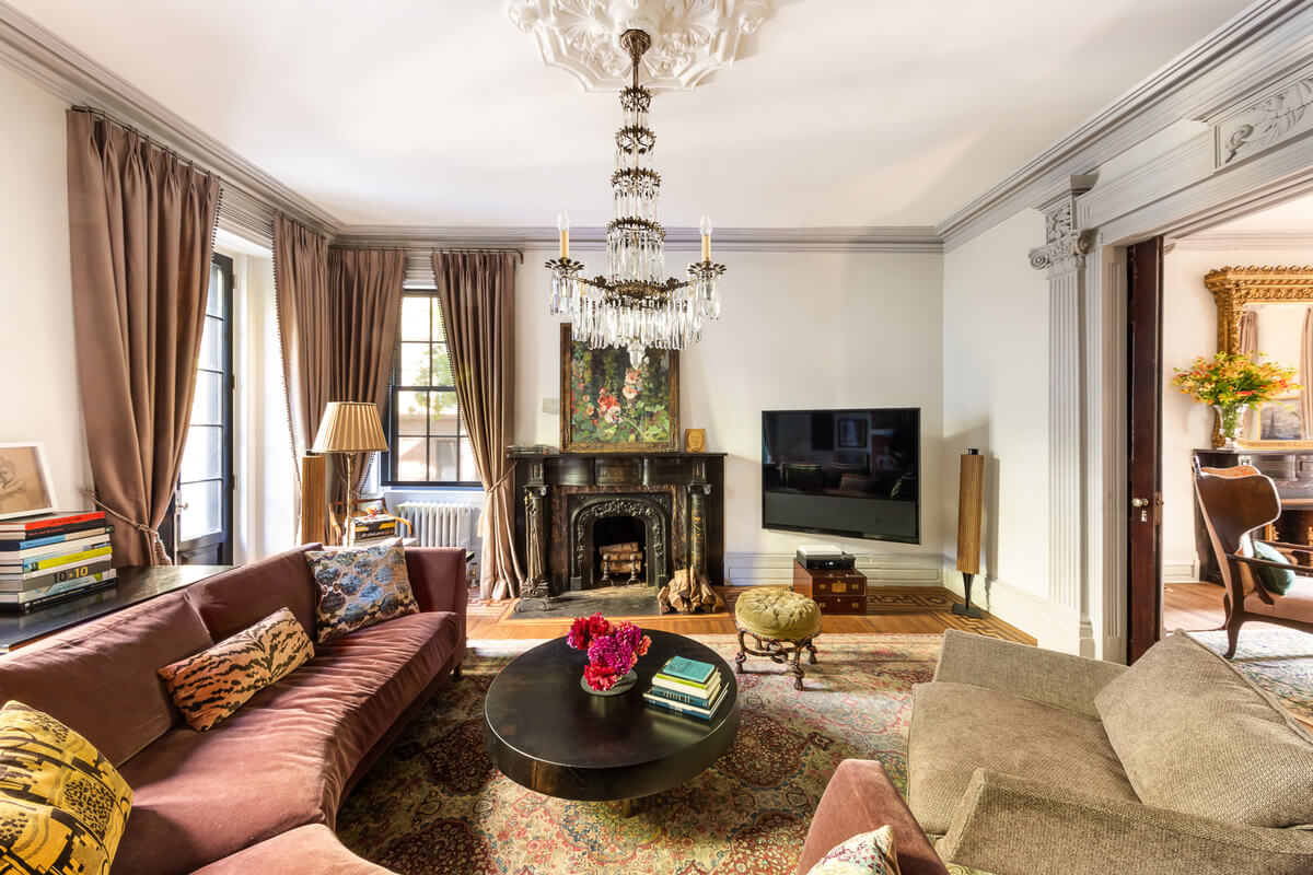 interior of 19 cranberry street in brooklyn heights