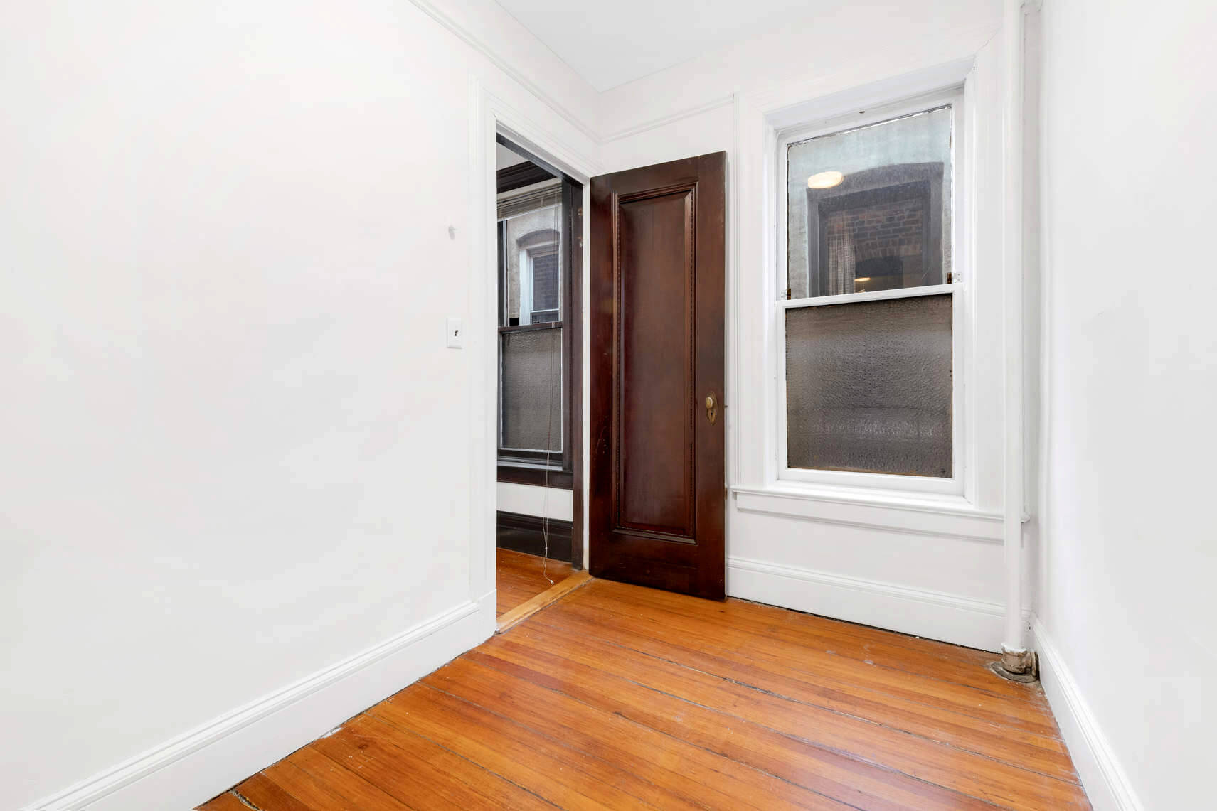 interior of rental at 945 president street brooklyn