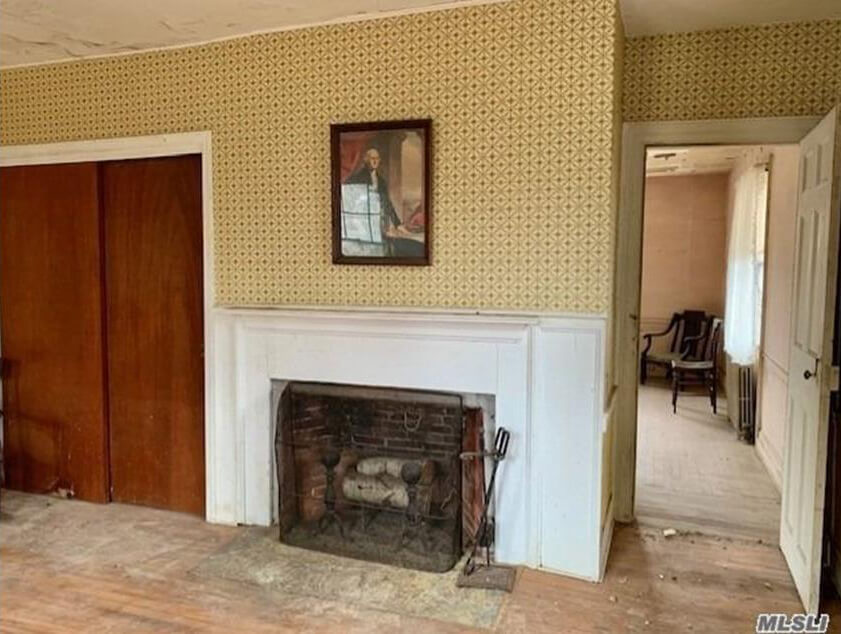 interior of woodhull house in millers place long island