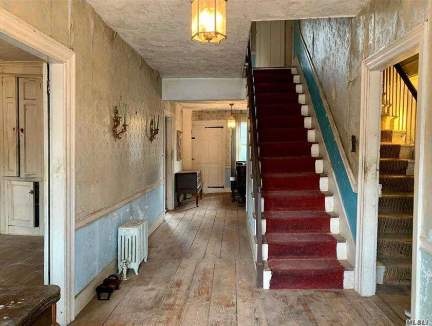 interior of woodhull house in millers place long island