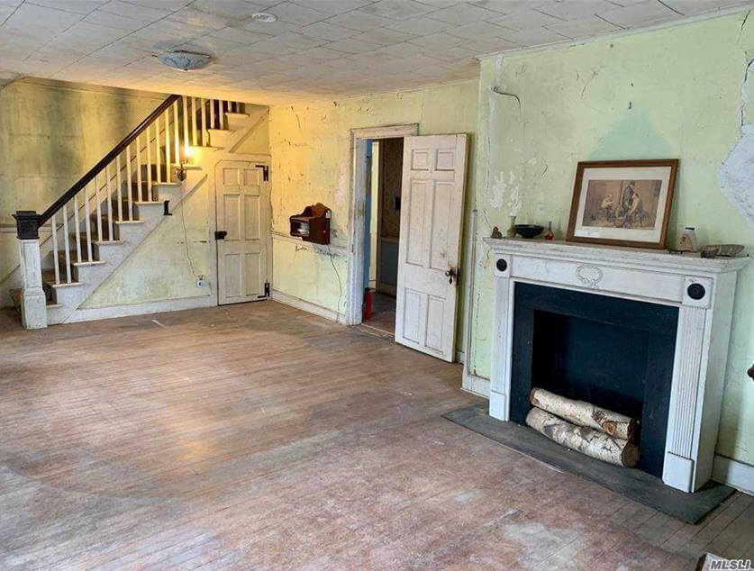interior of woodhull house in millers place long island
