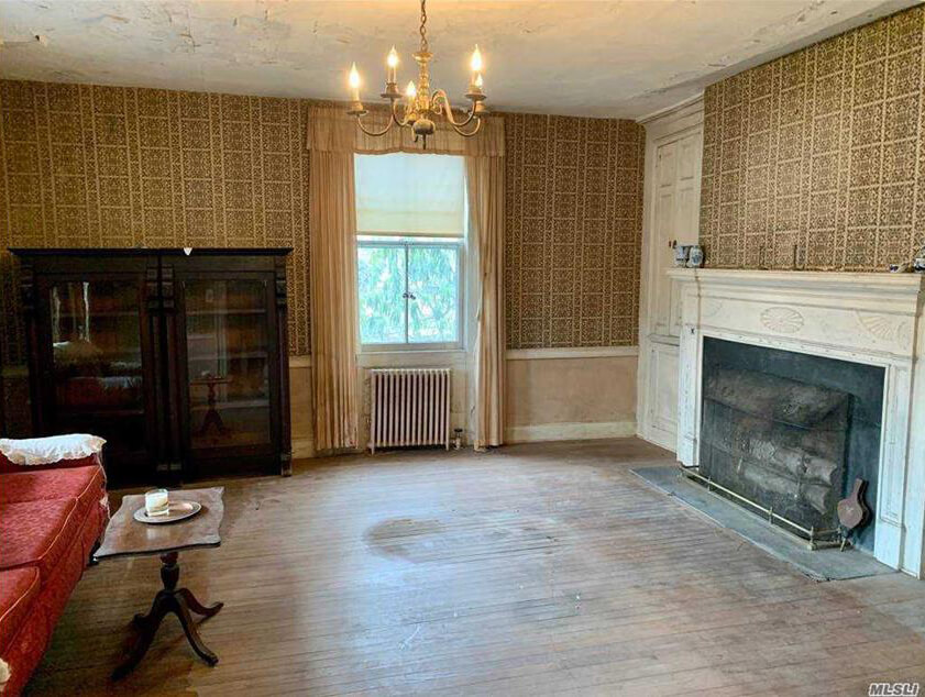 interior of woodhull house in millers place long island