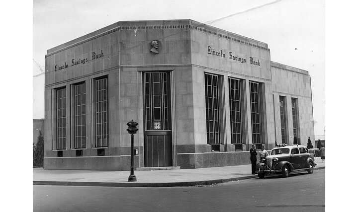 lincoln savings bank at 1002 brighton beach avenue